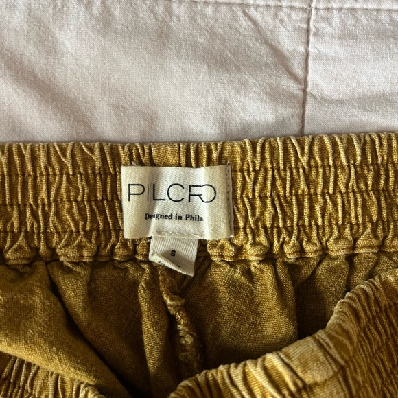 Women's Mustard Wide-Leg Pants - Picture 3 of 8